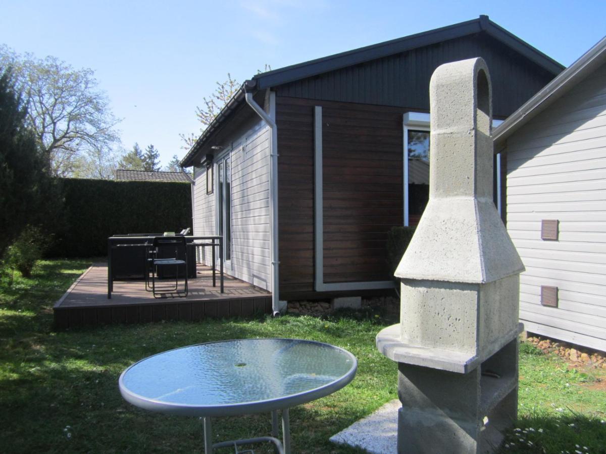 Le Petit Chalet Resteigne